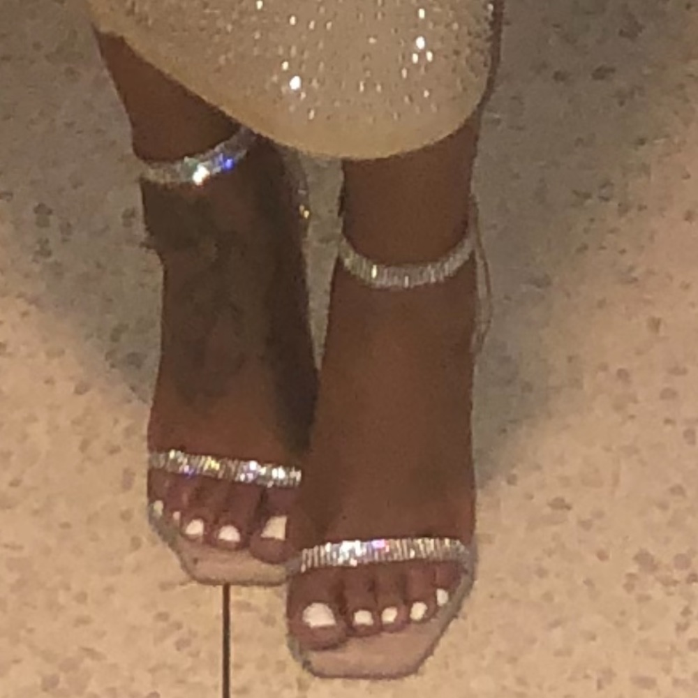 Simmons heels